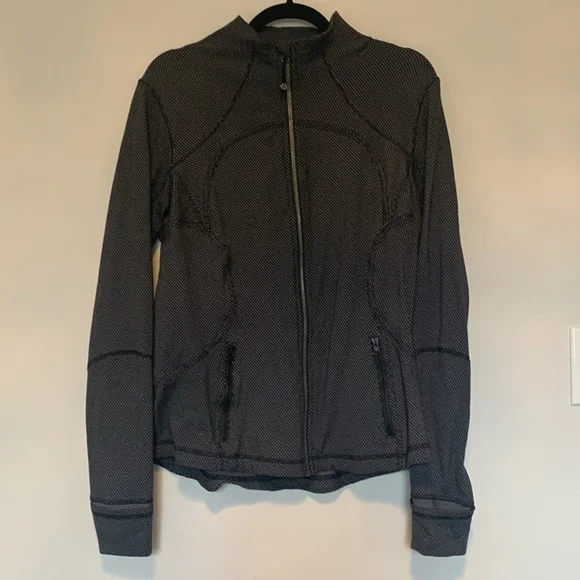 Lululemon Forme Jacket II *Textured - Picture 3 of 7